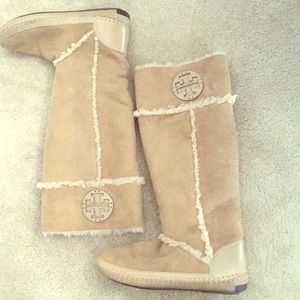 Tory Burch Tan Boots size 6